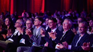 Nordrhein-Westfalen auf dem Weg zur führenden Digitalregion Europas! Lamarr-Institut lädt zur internationalen KI-Konferenz in Dortmund