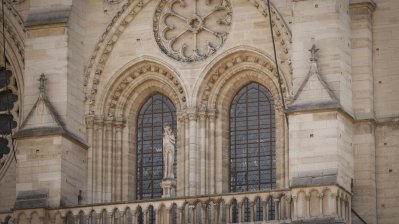 Ministerpräsident Hendrik Wüst besucht die Kathedrale Notre-Dame in Paris
