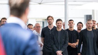 Ministerpräsident Wüst empfängt die Meistermannschaft von Bayer 04 Leverkusen