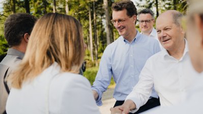 Ministerpräsident Wüst und Bundeskanzler Scholz besuchen gemeinsam den Bürger-Windpark Simmerath