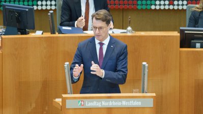 Nach Solingen: Landesregierung beschließt umfassendes Paket zu Sicherheit, Migration und Prävention in Nordrhein-Westfalen