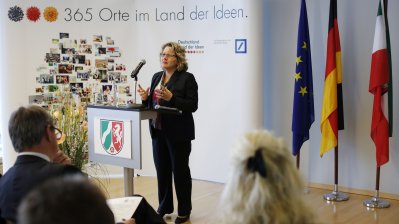 Ministerin Schulze empfängt Preisträger im Wettbewerb „365 Orte im Land der Ideen“ 2012 aus Nordrhein-Westfalen, 10.01.2013