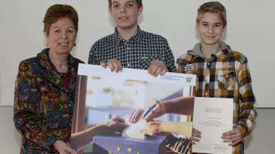 Ministerin Schwall-Düren zeichnet die Gewinner im Schülerfoto- und Kurzfilmwettbewerb „Eurovisions“ aus, 24.01.2014