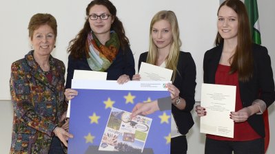 Ministerin Schwall-Düren zeichnet die Gewinner im Schülerfoto- und Kurzfilmwettbewerb „Eurovisions“ aus, 24.01.2014