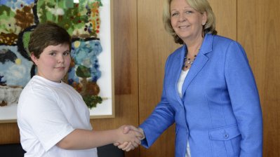 Ministerpräsidentin Hannelore Kraft trifft den 11jährigen David, 06.07.2012