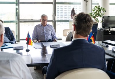 Treffen mit Frankreichs Wirtschaftsminister Bruno Le Maire