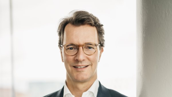 Porträt Minister Hendrik Wüst