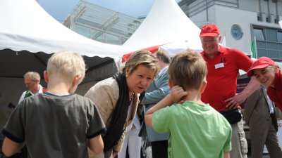 Ministerin Löhrmann eröffnet Familien- und Jugendfest in Hückeswagen, 08.06.2013