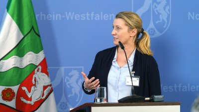 Presse-Briefing zur aktuellen Lage und zu weiteren Maßnahmen der Landesregierung im Zusammenhang mit der Corona-Pandemie