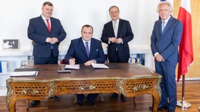 Ministerpräsident Laschet empfängt Schlesiens Marschall Jakub Chełstowski