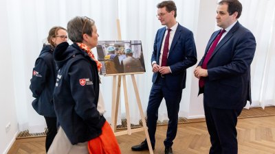 Ministerpräsident Wüst dankt nordrhein-westfälischen Helfern für Erdbebeneinsatz in der Türkei und Syrien