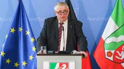 Nordrhein-Westfalen verbindet Notbremse-Regelung mit Stärkung der Teststrategie