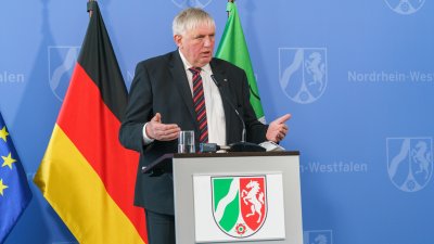 Nordrhein-Westfalen verbindet Notbremse-Regelung mit Stärkung der Teststrategie