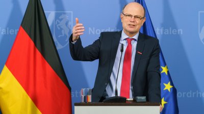 Presse-Briefing zur aktuellen Lage und zu weiteren Maßnahmen der Landesregierung im Zusammenhang mit der Corona-Pandemie