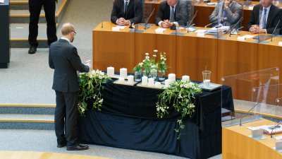 Gedenkstunde des Landes Nordrhein-Westfalen für die Opfer der Corona-Pandemie im Zeichen der Hoffnung und des Dankes