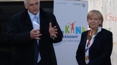 Kein Kind Zurücklassen! - Ministerpräsidentin Kraft mit dem Arnsberger Bürgermeister Hans-Josef Vogel