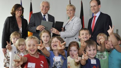 "Pakt für den Sport" unterzeichnet, 17.07.2013