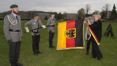 Verleihung des Fahnenbandes, 30.04.2013