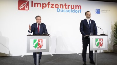 Ministerpräsident Armin Laschet und Bundesgesundheitsminister Jens Spahn besuchen künftiges Impfzentrum in Düsseldorf