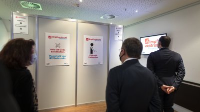 Ministerpräsident Armin Laschet und Bundesgesundheitsminister Jens Spahn besuchen künftiges Impfzentrum in Düsseldorf