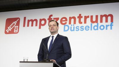 Ministerpräsident Armin Laschet und Bundesgesundheitsminister Jens Spahn besuchen künftiges Impfzentrum in Düsseldorf