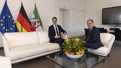 Ministerpräsident Hendrik Wüst übernimmt die Amtsgeschäfte in der Staatskanzlei