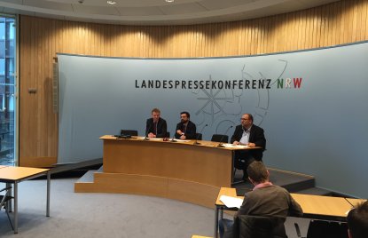 Polizei und Justiz in NRW verstärken gemeinsam den Kampf gegen die rechtsextremistische Hetze im Internet gegen Flüchtlinge und Helfer