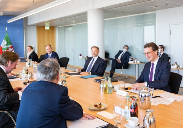 Landeskabinett und Bundesminister der Finanzen Christian Lindner stärken Zusammenarbeit von Bund und Nordrhein-Westfalen